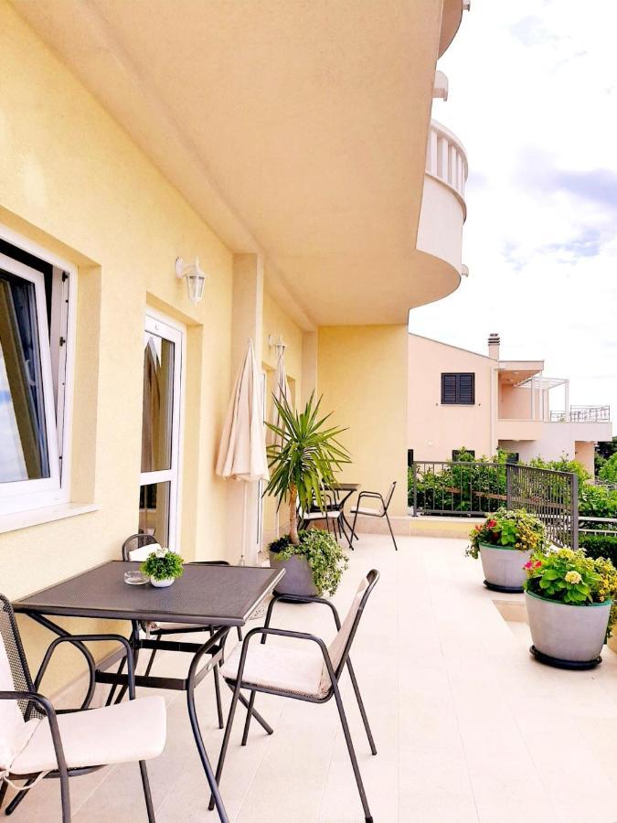 Apartments Akmadzic Makarska Luaran gambar
