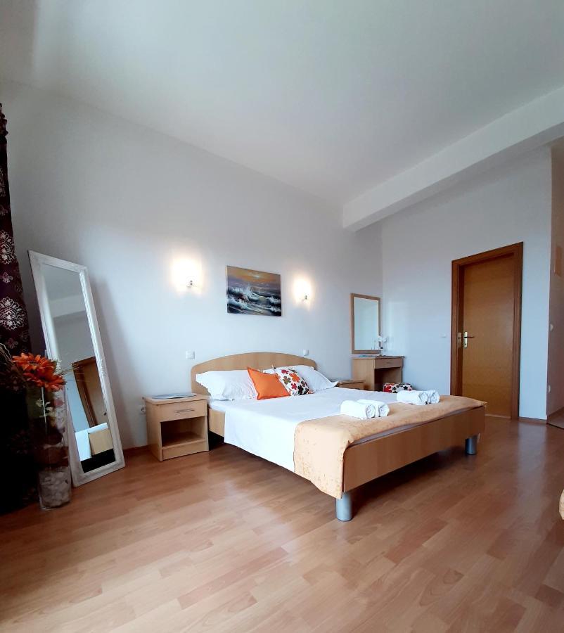 Apartments Akmadzic Makarska Luaran gambar